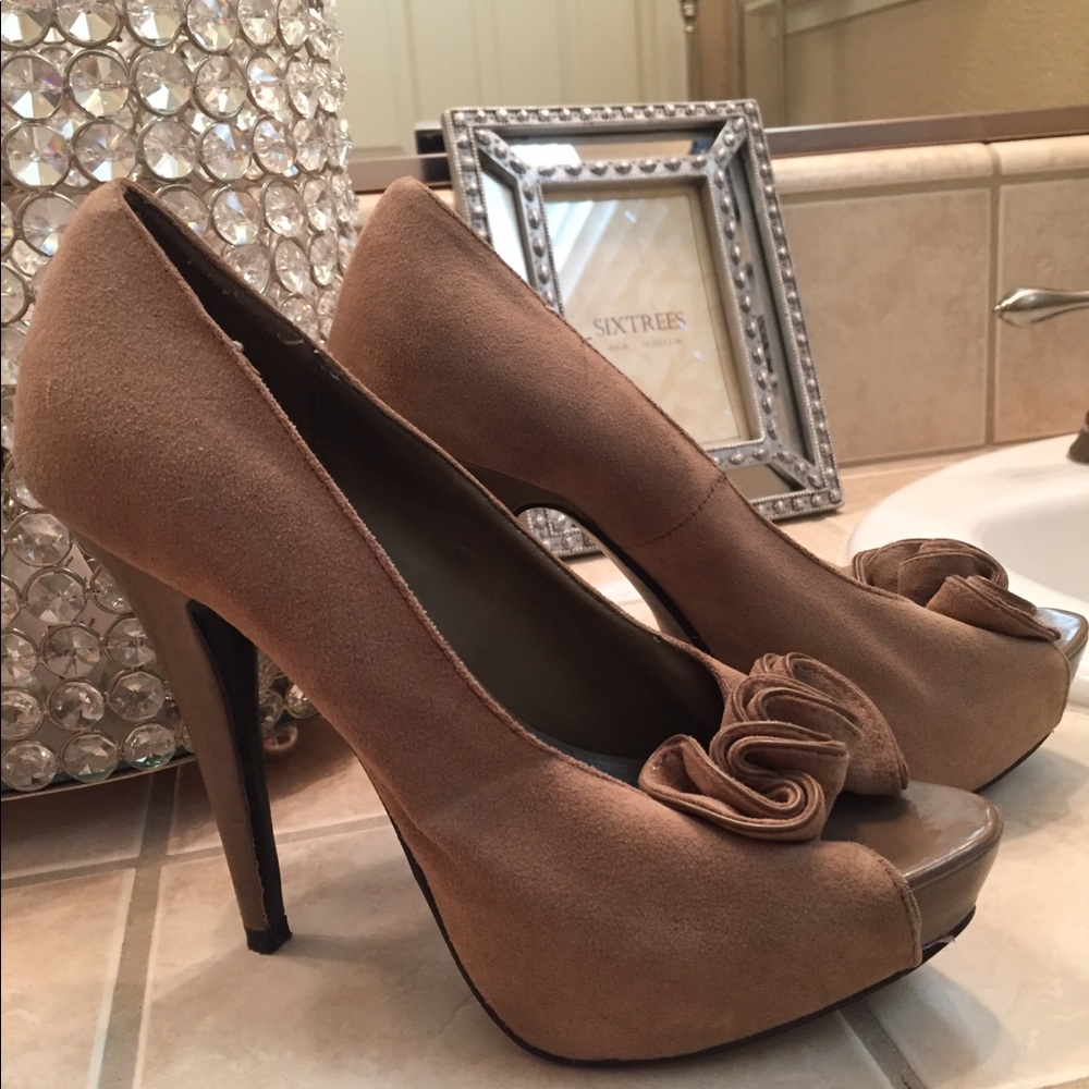 Qupid Shoes
